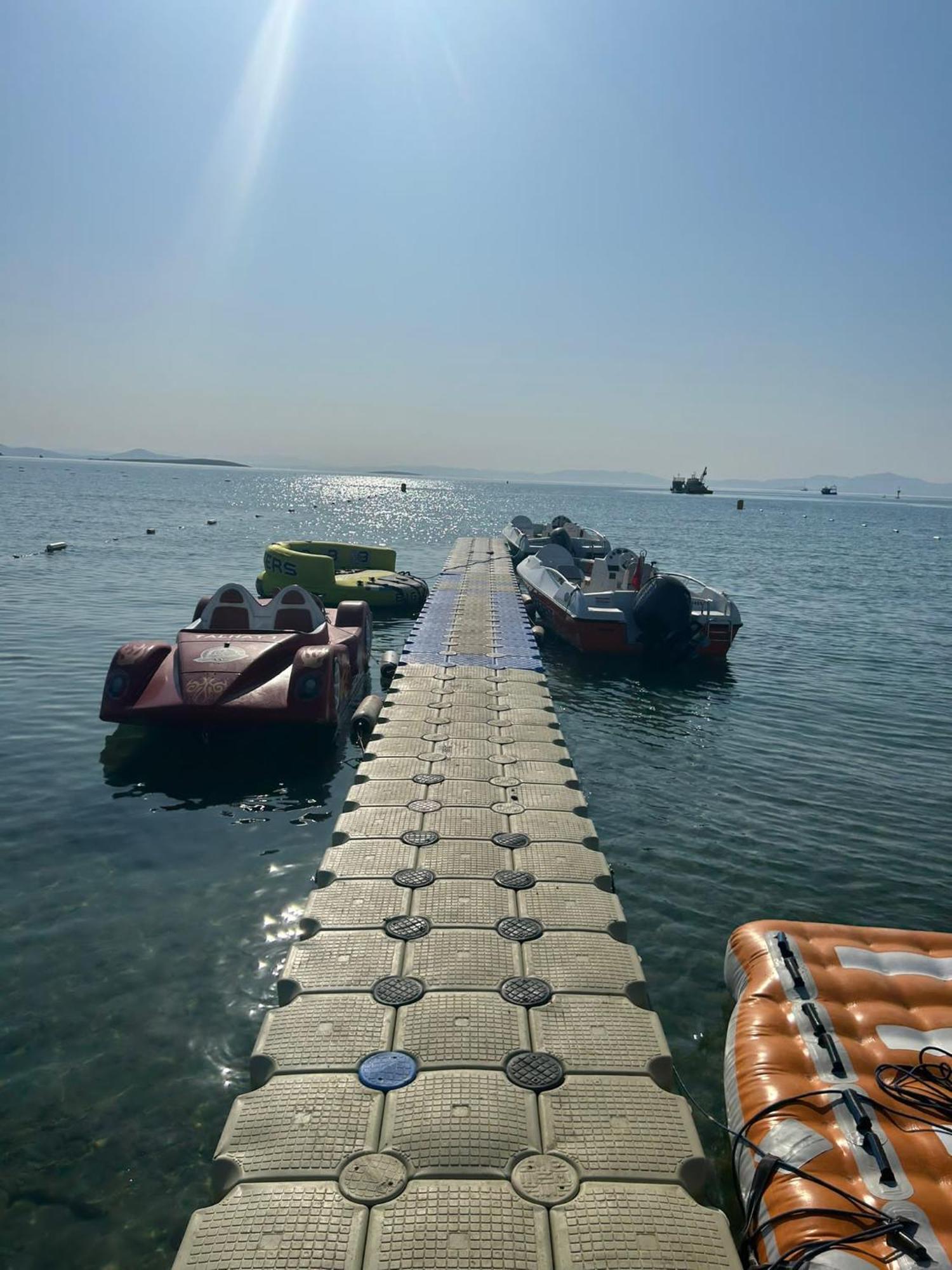 Lion Hotel Didim Bagian luar foto